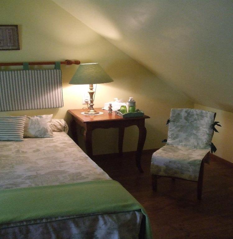 Le Moulin D'Hys Bed & Breakfast La Cropte Ruang foto